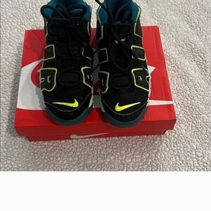 Nike Kids 12C Black Blue Neon Green Uptempo Sneakers New In Box